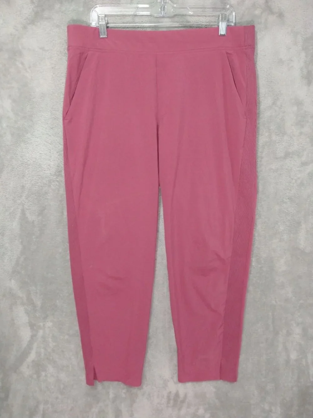 Athleta Pants Womens 14 Pink Brooklyn Mid Rise Ankle Tapered Leg Flat Front
